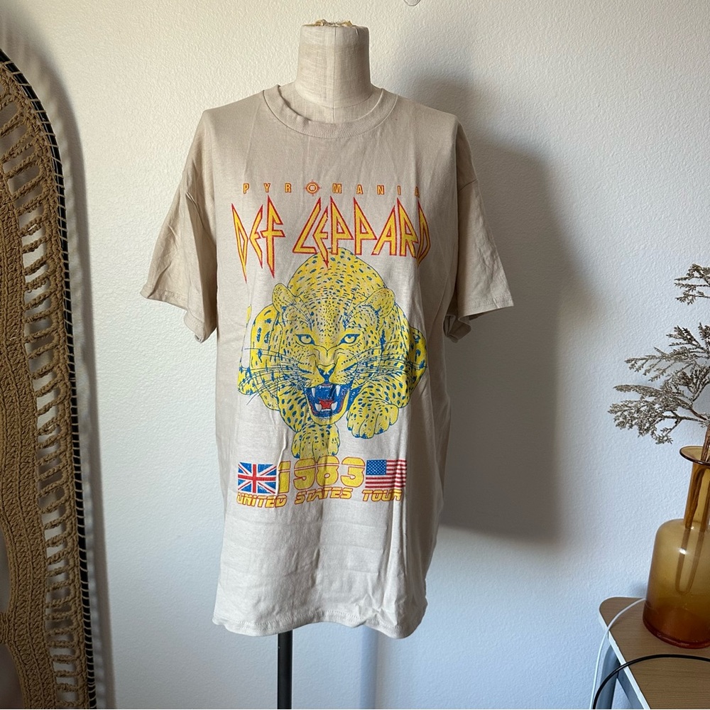 Brisco Def Leppard 1983 United States Tour Graphic Tee